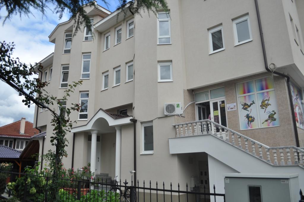 Guest House Miranda Охрид Экстерьер фото